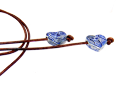 Ketting leer met harten Delfts Blauw