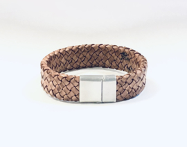 Heren armband  gevlochten leer breed cognac 18mm