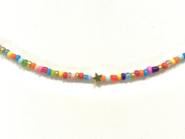 Ketting multicolor met sterretjes