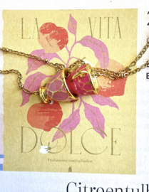 Ketting stainless steel goud met  fuchsia theekopje