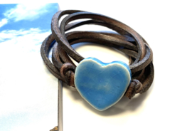 Armband leren veter met hart aqua