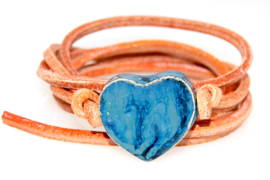 Armband naturel leren veter met jeans hart