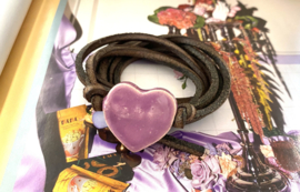 Armband leren veter met violet hart