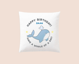 Kussen: Happy Birthday Whale