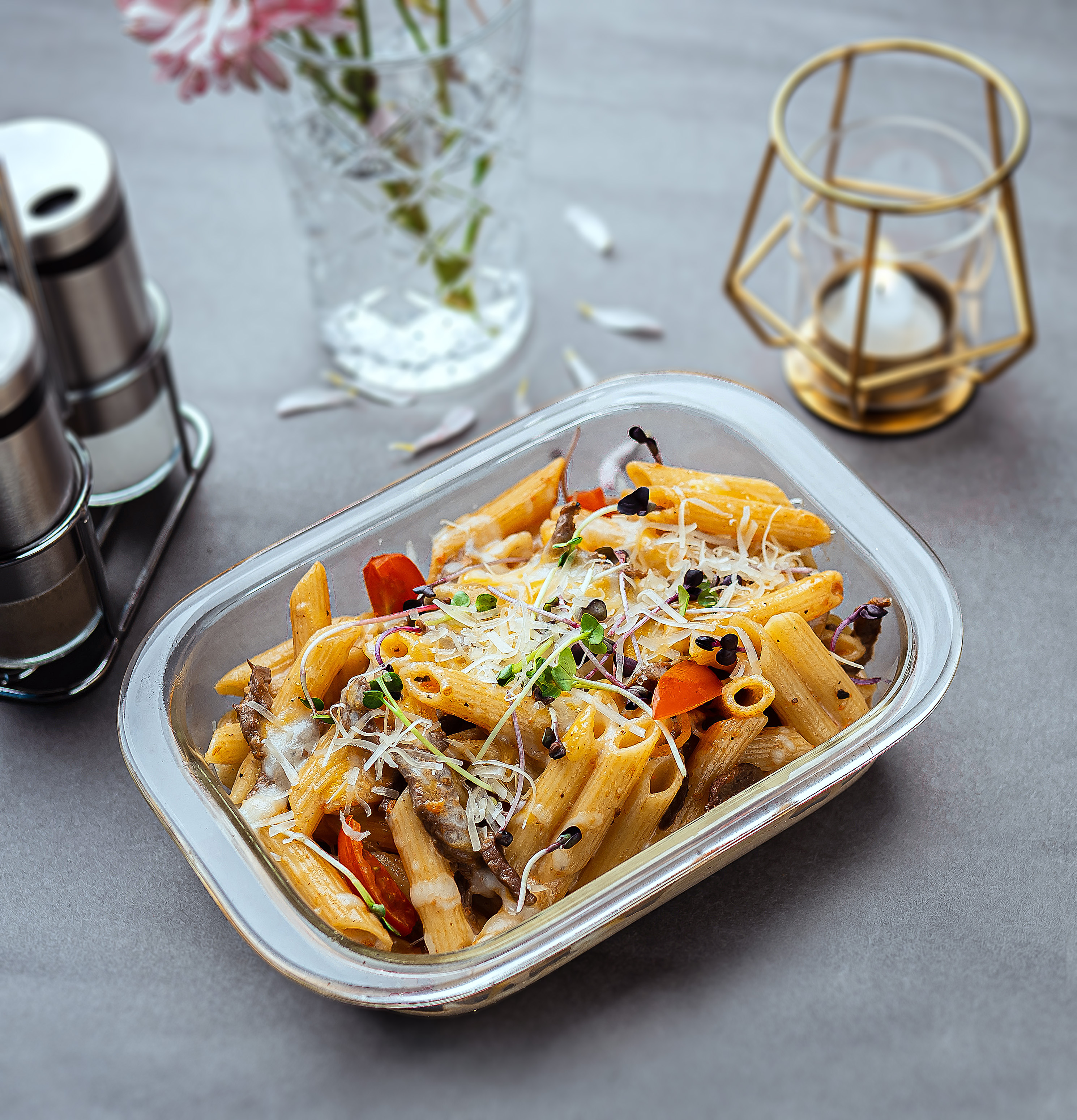 Lunch Box Pasta Kip Pesto