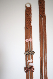 Macramé hanger Bruin