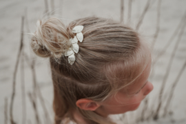 Golden leaf clip