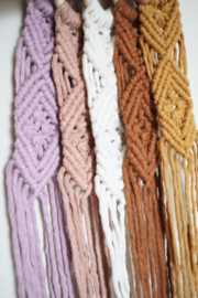 Macramé hanger Roze