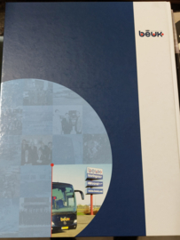 Bus. BEUK Collectie 100 jaar Geboren tussen de wielen.