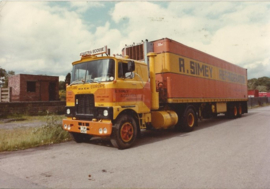 Mack F700 Simey Refrigeration Haulage