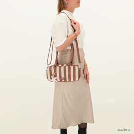 Charm London Capri handtas zacht mokka
