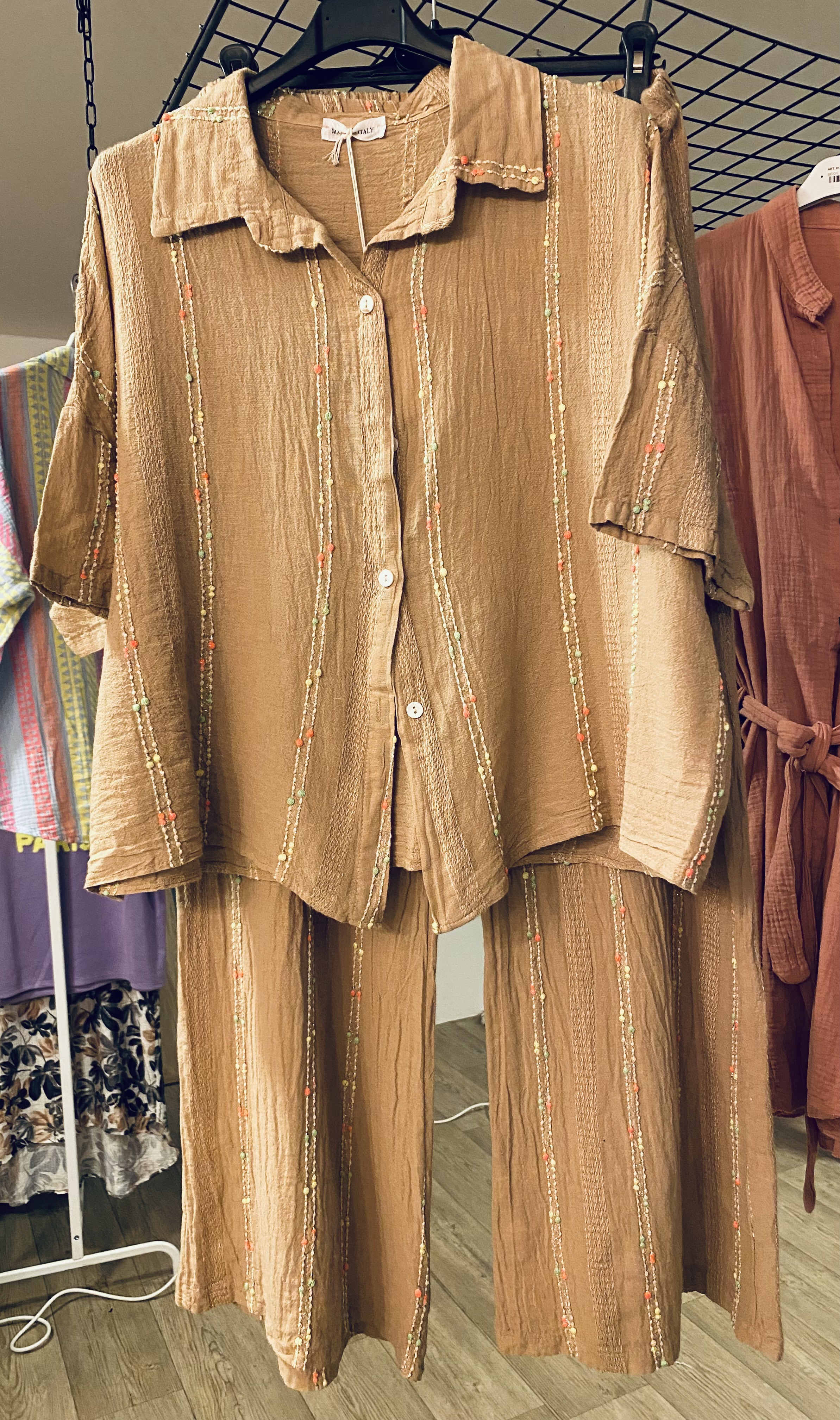 Set broek en blouse beige