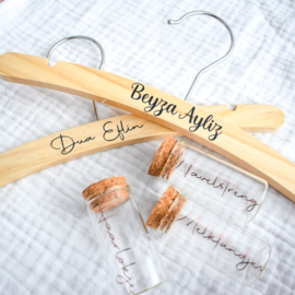 Kledinghanger met naam | Hout