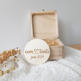 Aankondigingskistje met houten schijf | oom&tante