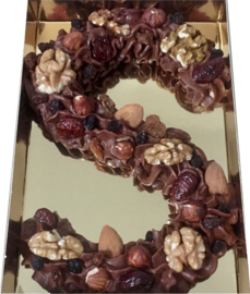 Bonbonletter van roomchocolade