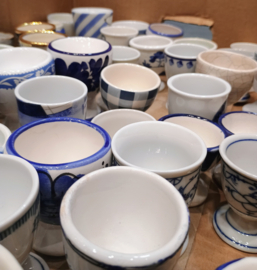 125 Egg Cups
