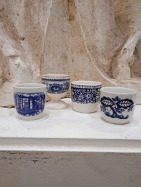 10 English Egg cups