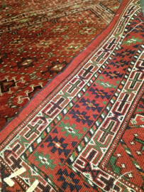 Yomut Ensi - Turkmenistan - carpet