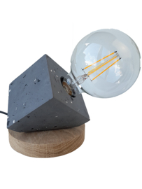 Lamp Hoekaf (Terrazzo + houten onderstuk)
