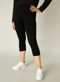 Legging - Audrey- Black (Base Level Curvy)