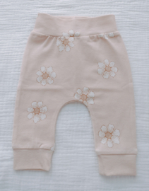Broekje | daisy coral