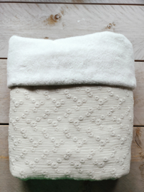 Deken broderie/ bamboo velvet
