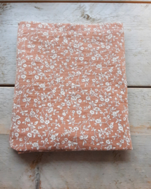 lakentje flower terracotta