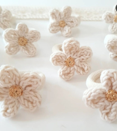 haarelastiek daisy beige