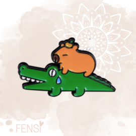 Emaille pins - capybara op krokodil - per stuk