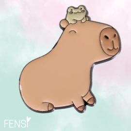 Emaille pins - capybara met kikker - per stuk