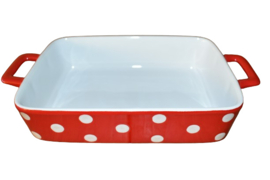 Kleine ovenschaal rood met witte stippen van Isabelle Rose