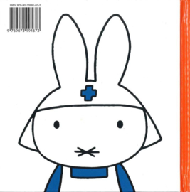 Prentenboekje 'Nijntje in het ziekenhuis' - Dick Bruna