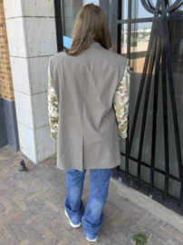 Upcycling Revolution Blazer Army