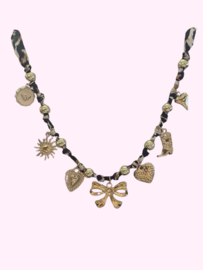 Bedelketting Leopard Bow
