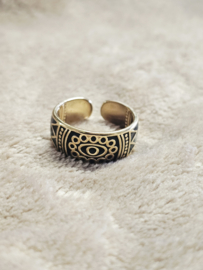 Eye Black Ring