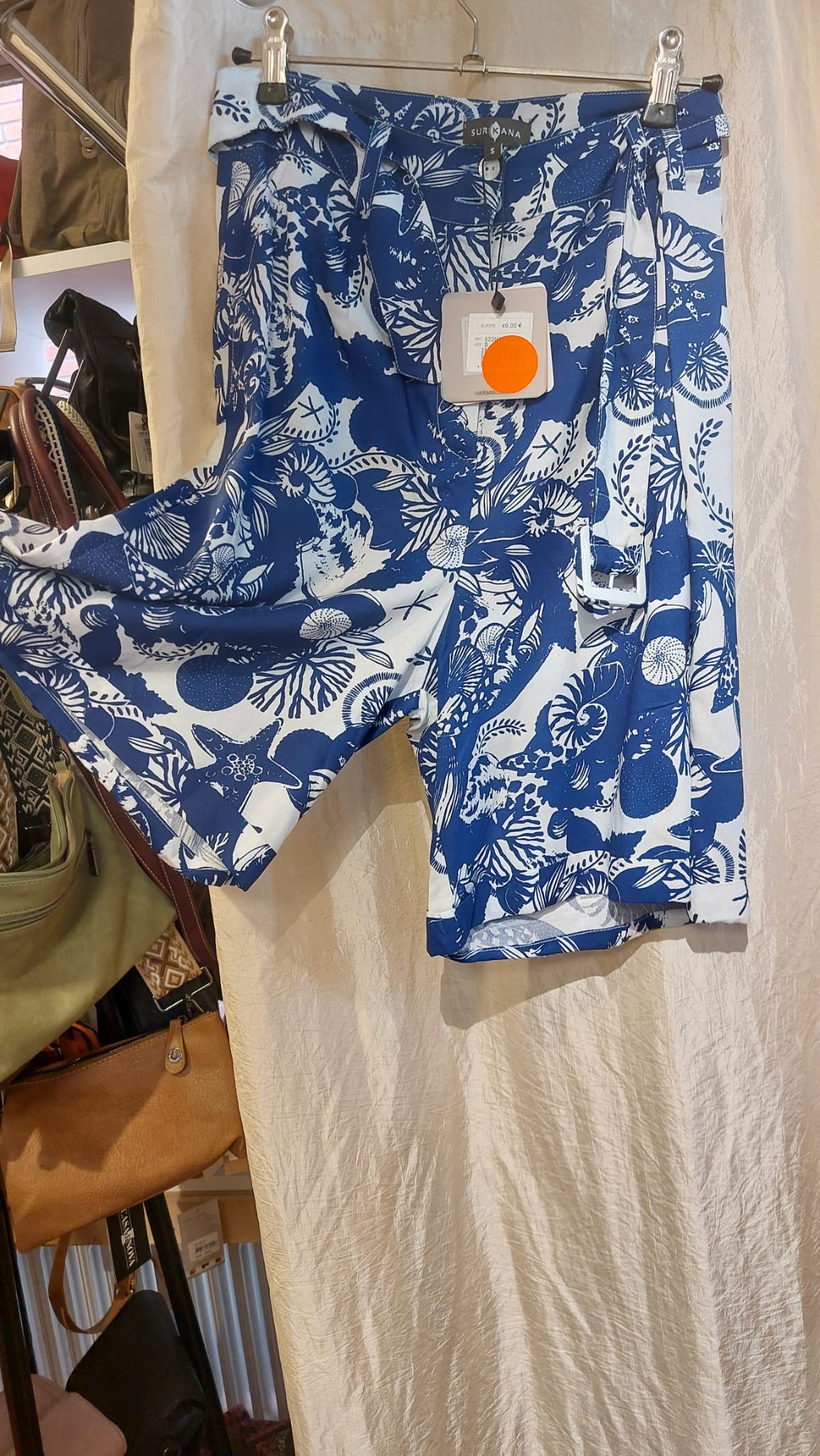 Surkana korte broek - blauw-wit - maat S - OUTLET