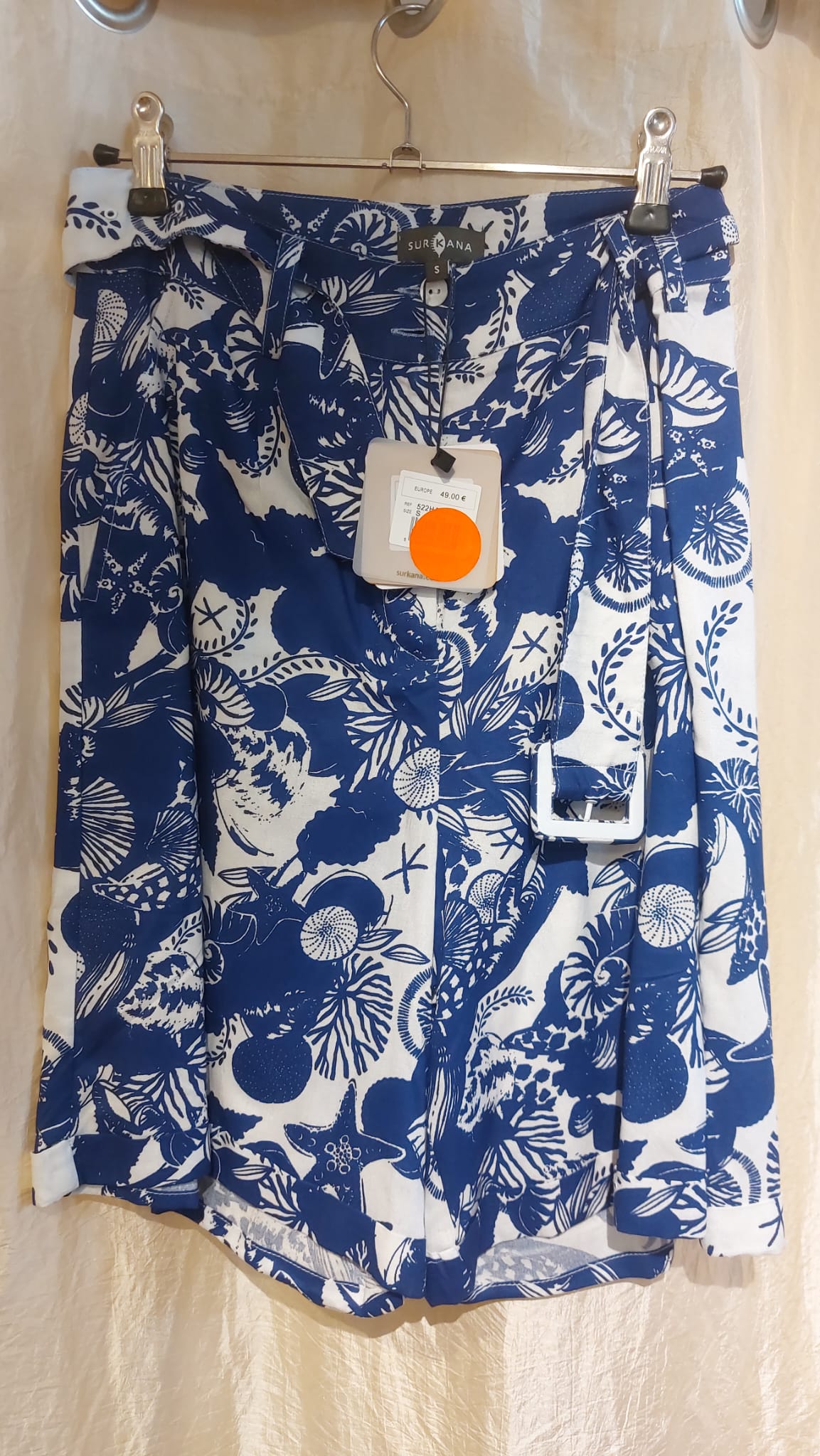 Surkana korte broek - blauw-wit - maat S - OUTLET