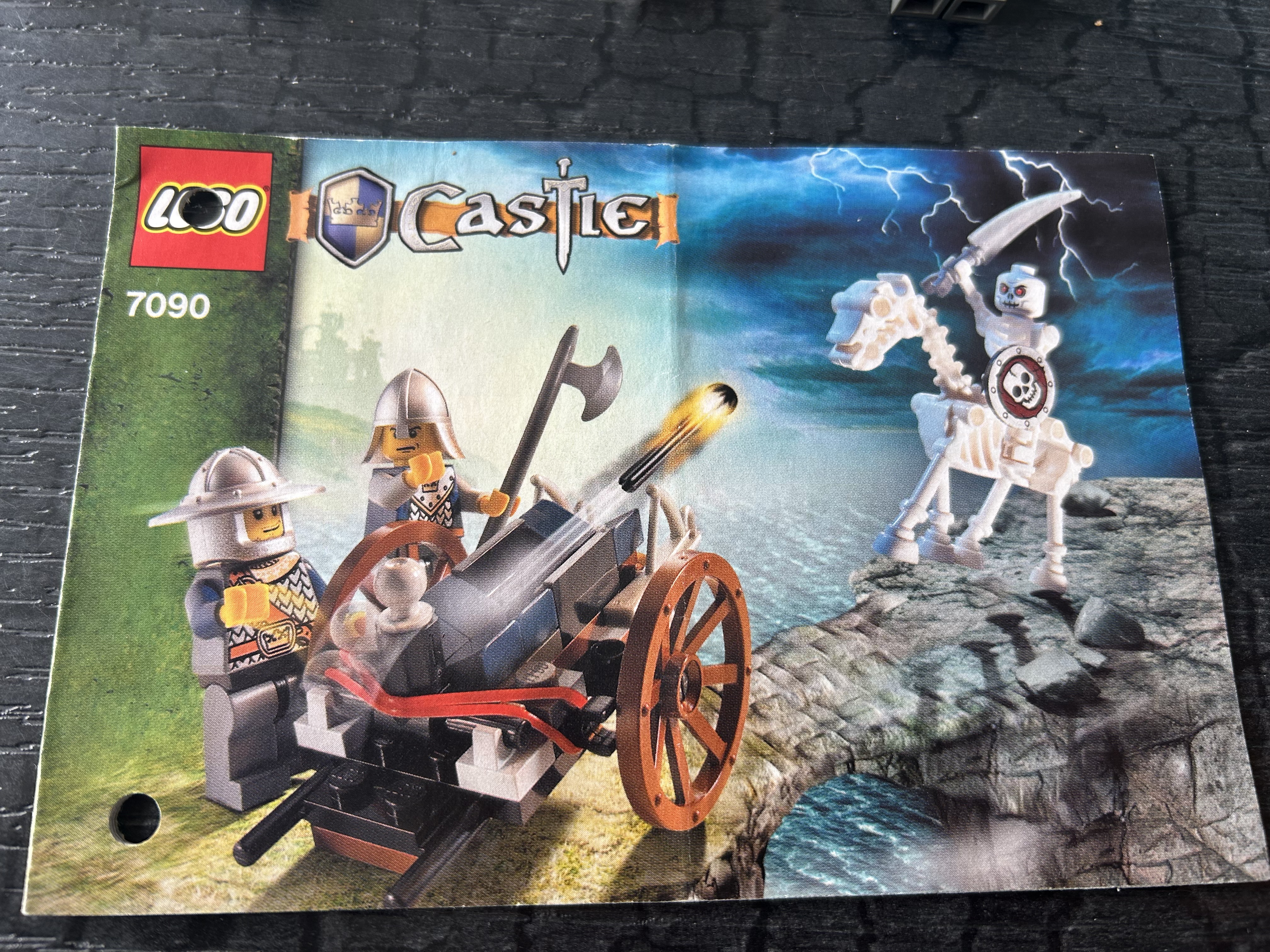 7090 Castle Crossbow Attack