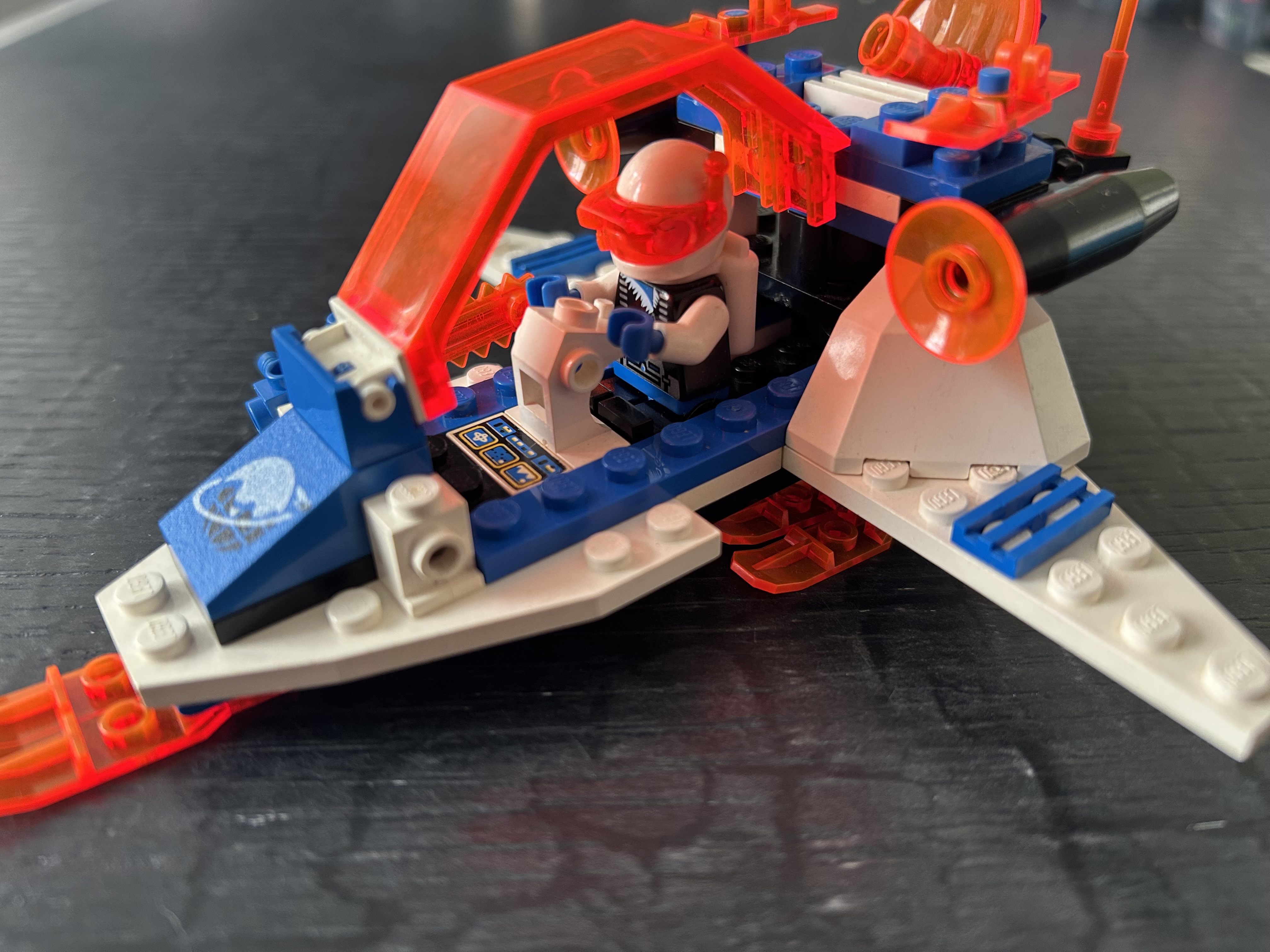 6879 Ice Planet 2002 Blizzard Baron