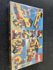 Lego 6373 Motorcycle shop