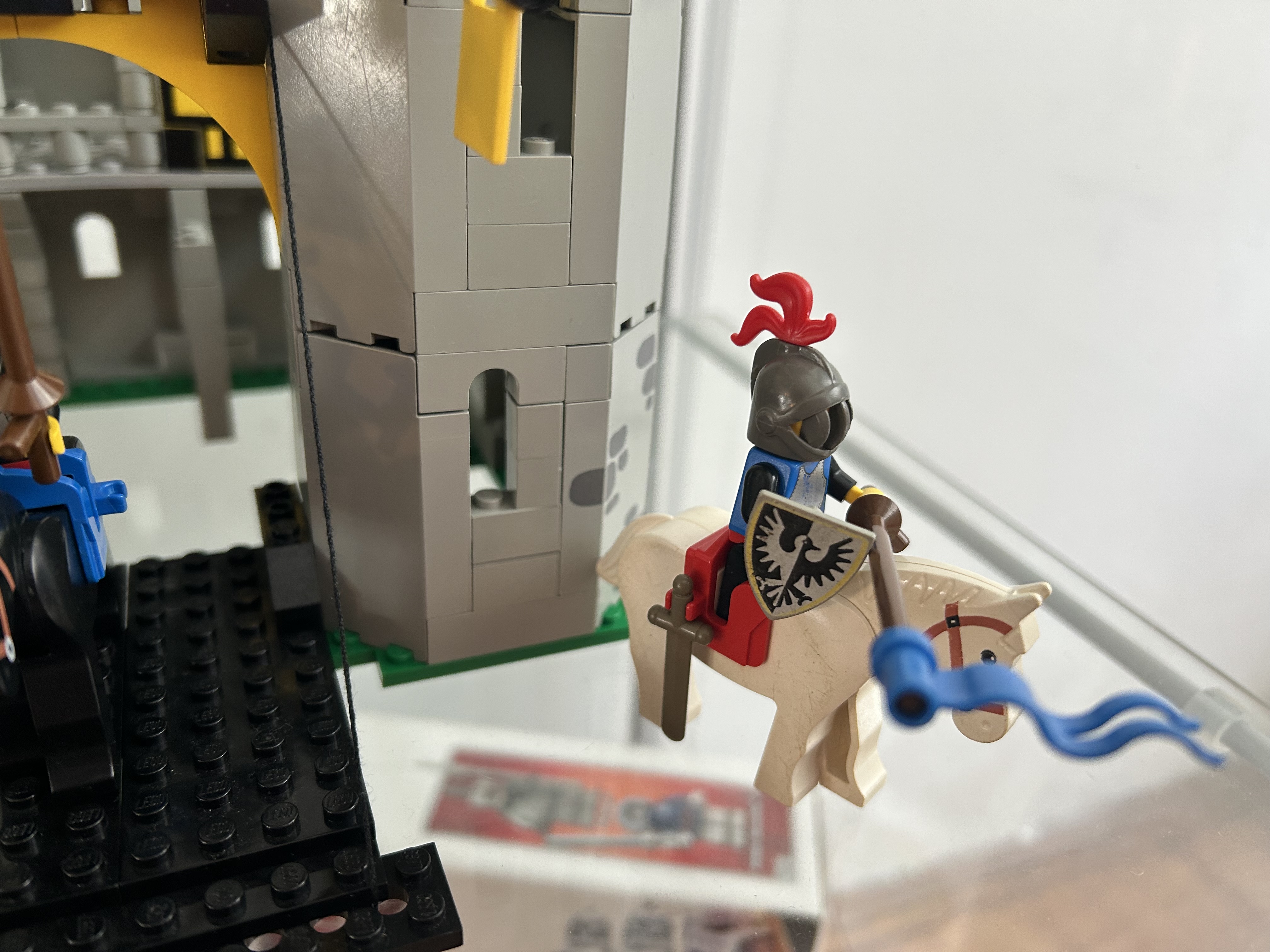 6074 Black Falcon’s Fortress