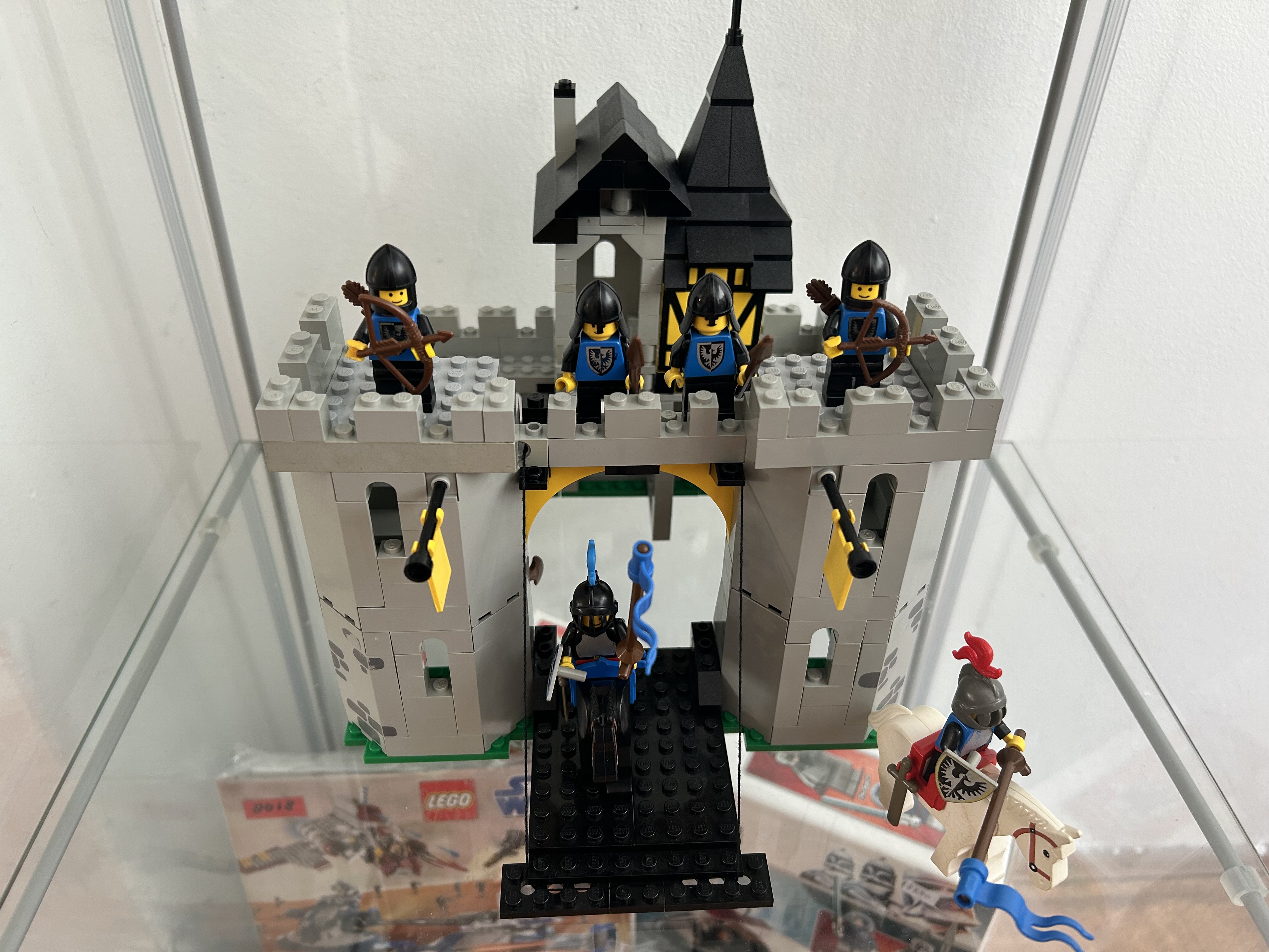 6074 Black Falcon’s Fortress