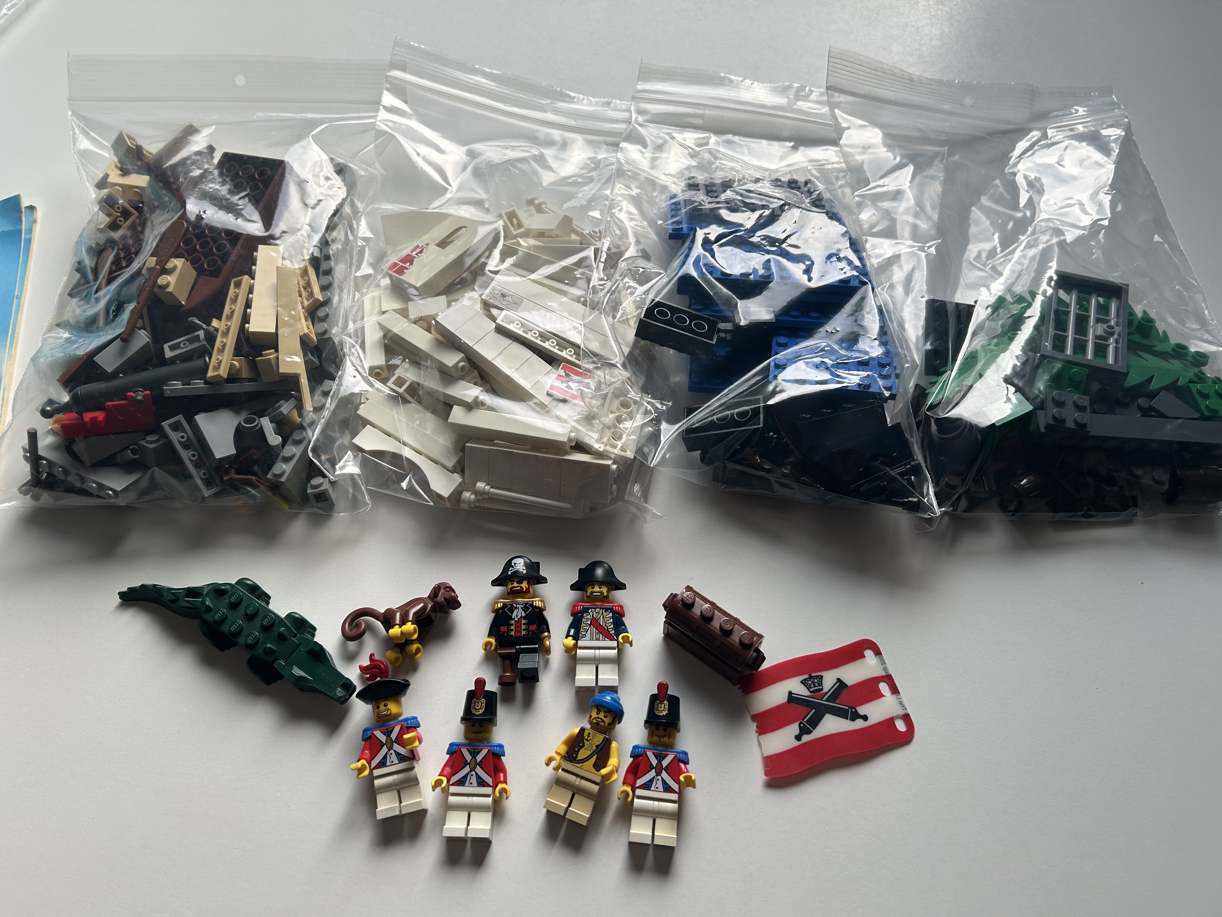 6242 Pirates II Soldiers’ Fort