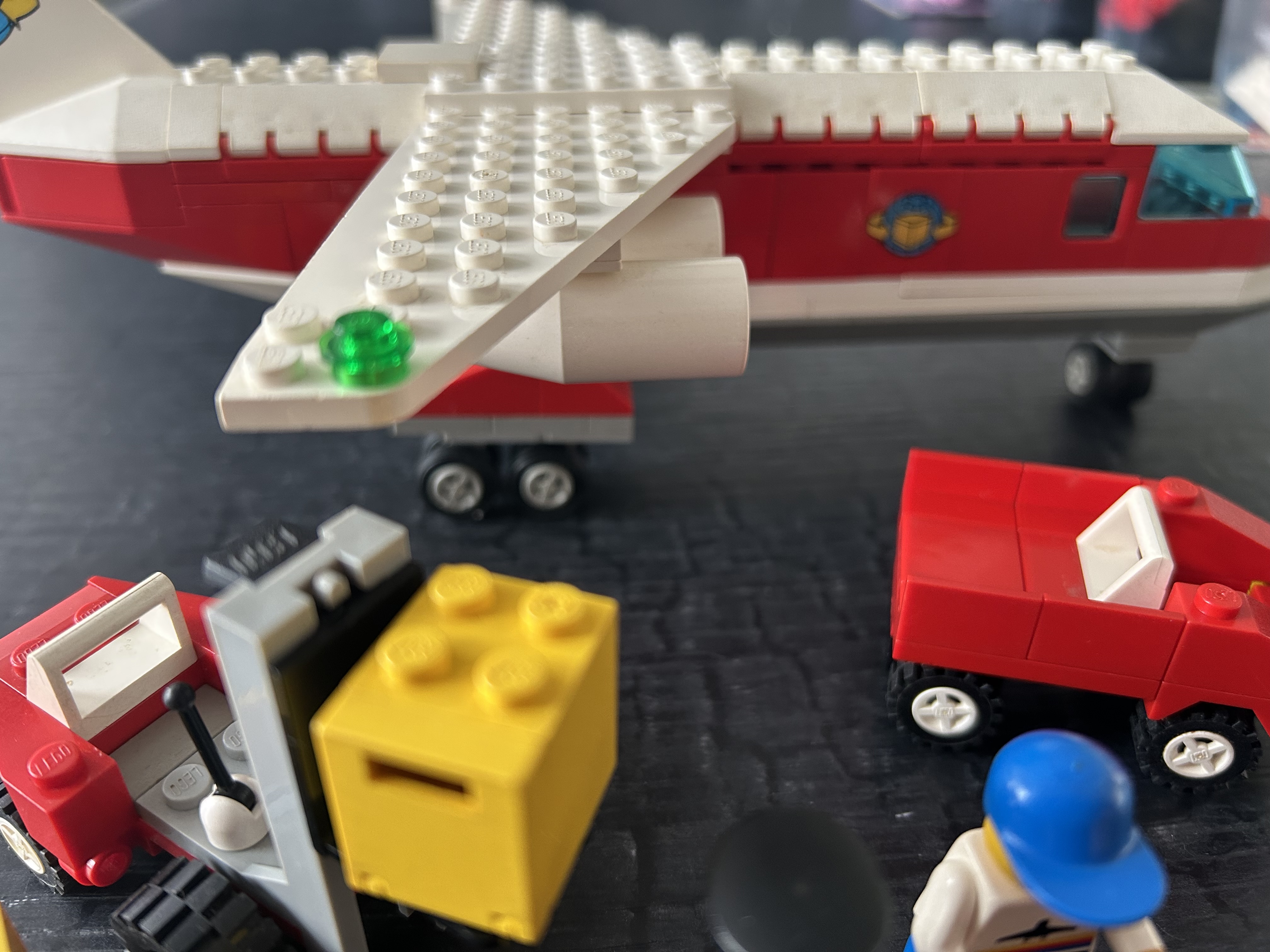 6375 Classic Town Trans Air Carrier