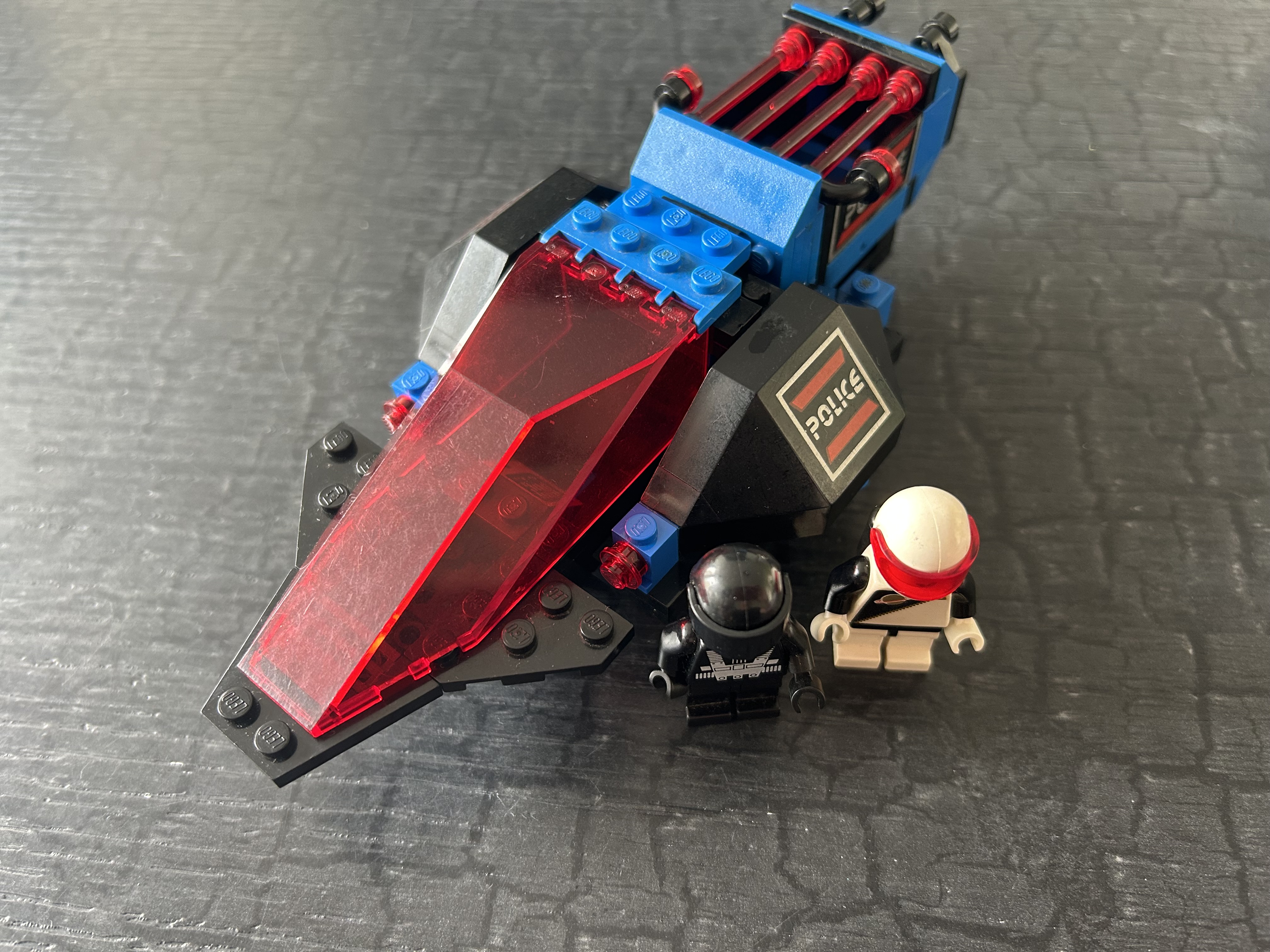 6886 Space police I Galactic peace keeper