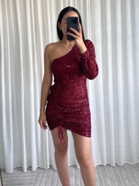 ONE SHOULDER SEQUIN DRESS BORDEAUX