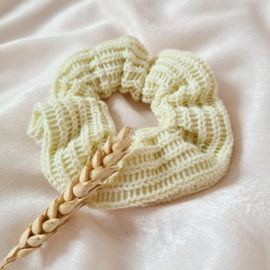 Cable Knit Scrunchie - Ecru