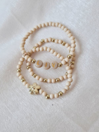 Schoencadeautje - Armbandje Soft Beige