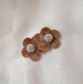 Cozy Flowers - Brown
