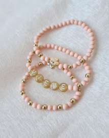 Schoencadeautje - Armbandje Nude Pink